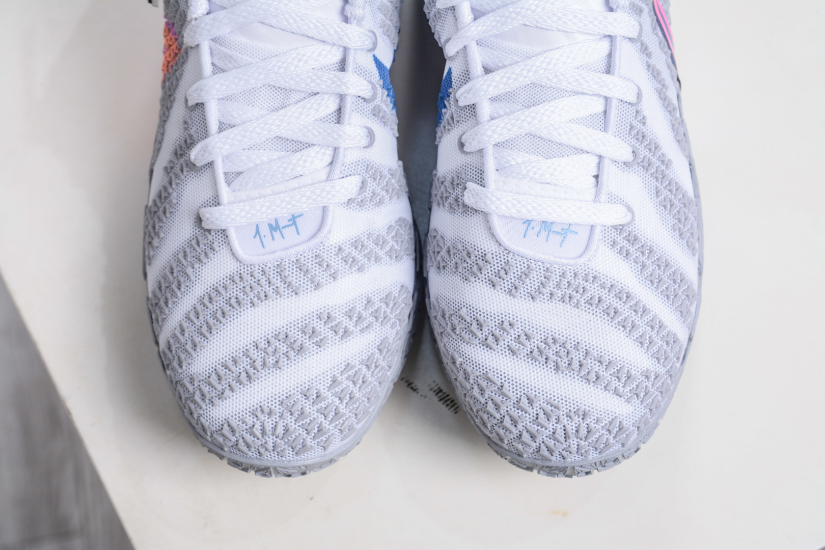 300 灭世纯原 NK Ja 3 Scratch EP 莫兰特三代柔软舒适防滑耐磨透气支撑轻便低帮篮球鞋 全明星 灰白 HF2794-100