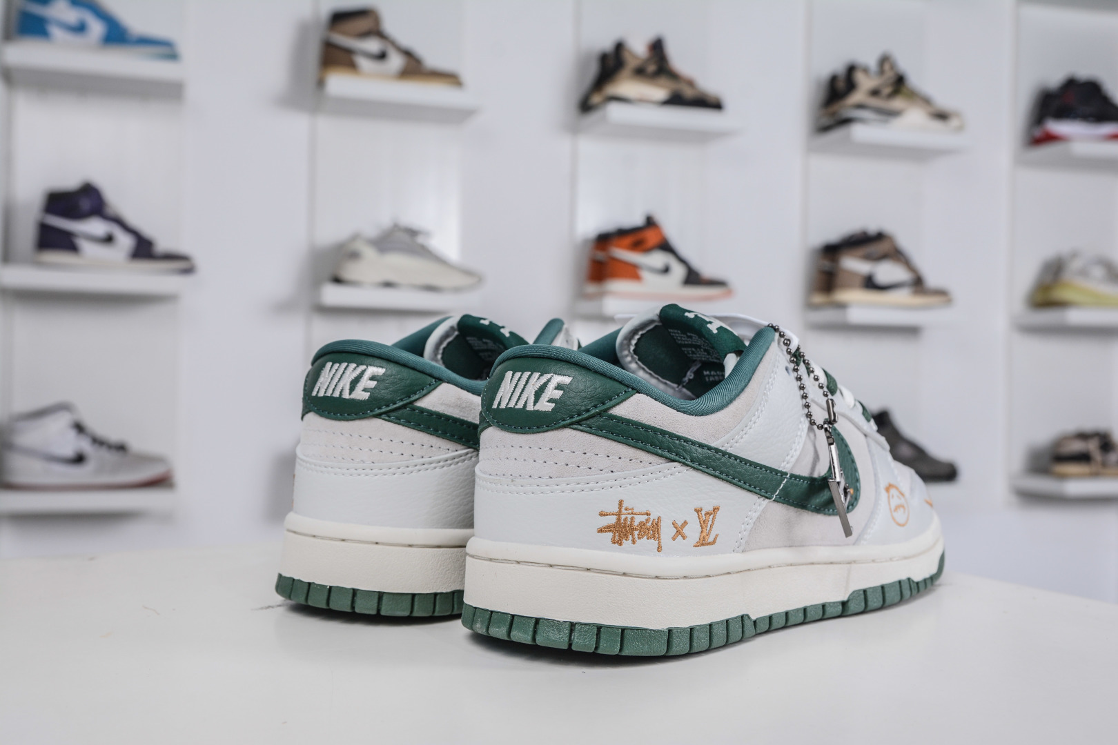 270 Nike SB Dunk Low x Louis VuittX Stussy 斯图西LV三方联名-奶白绿 SG6688-004
