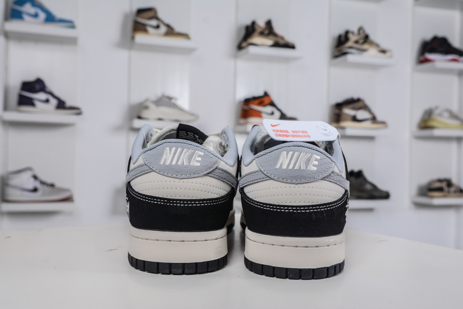 270 Nike SB Dunk Low X Stussy 斯图西联名-米黑灰 XS6089-635