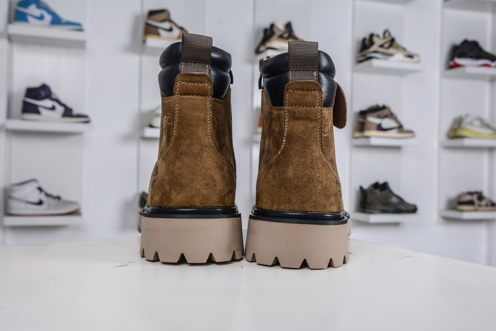 320 Timberland添柏岚/天伯伦 秋冬新品 秋冬必备户外休闲大黄靴系列 TB-1005