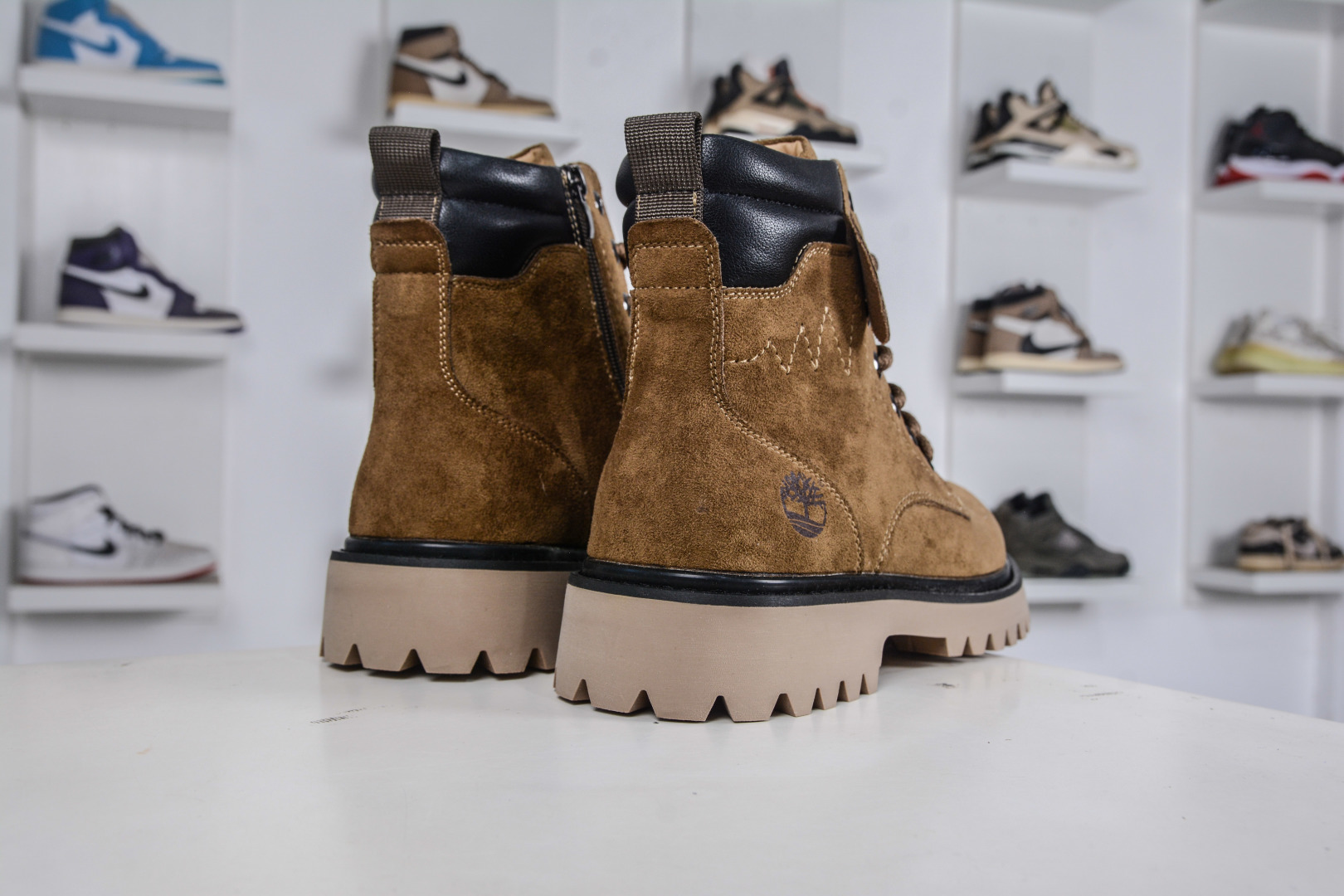 320 Timberland添柏岚/天伯伦 秋冬新品 秋冬必备户外休闲大黄靴系列 TB-1005