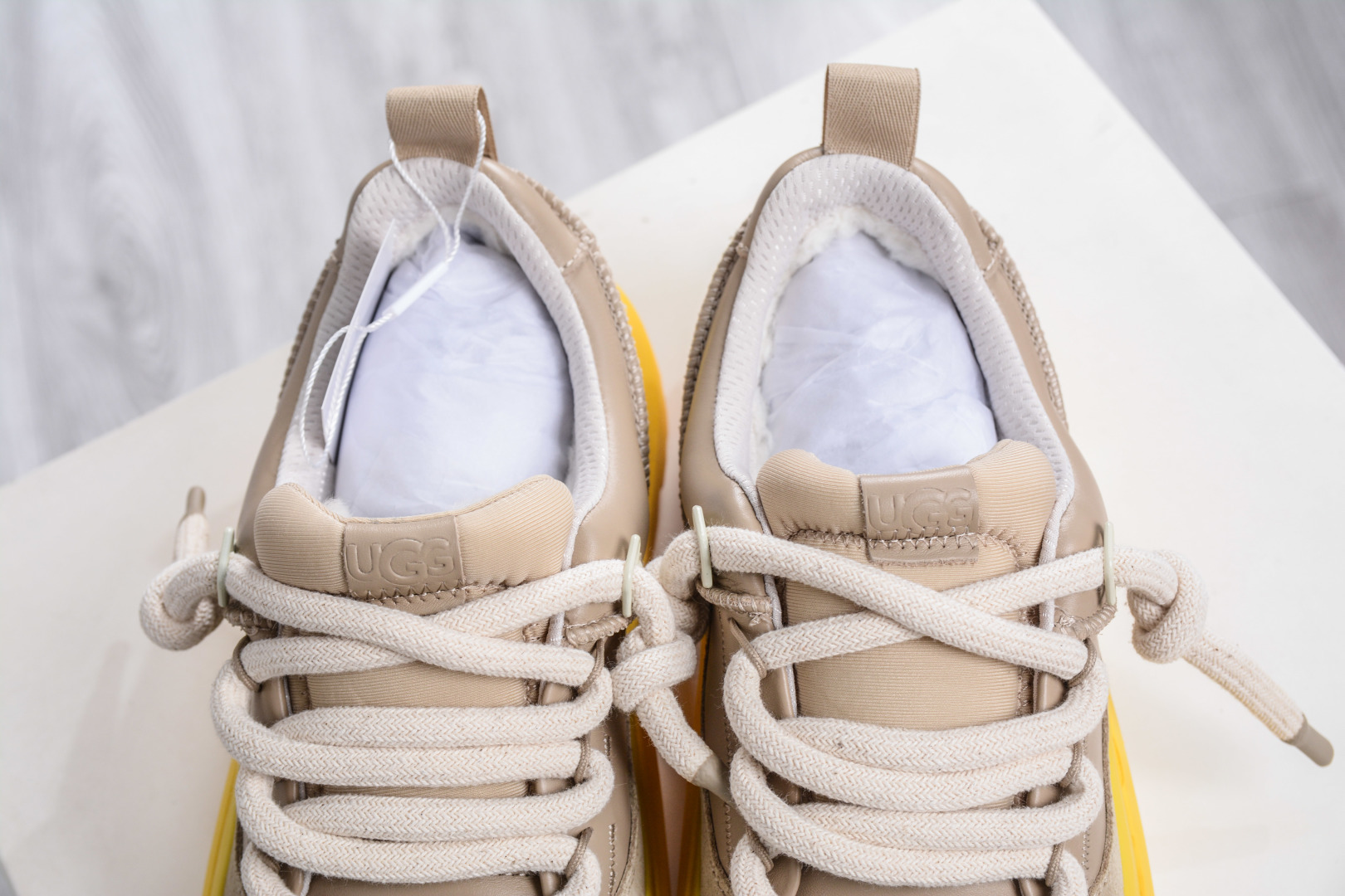 320 UGG 2025款 王一博二代系列 4cm厚底 1170910