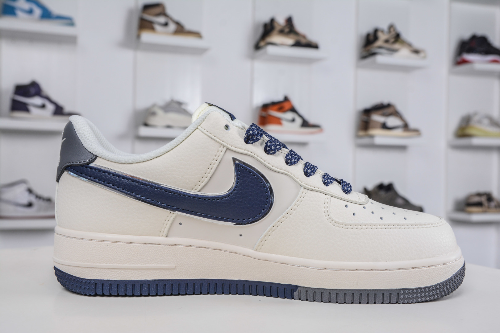 260 OFF-WHITE x NIke Air Force 1 OW联名-米白藏青 QW5836-026