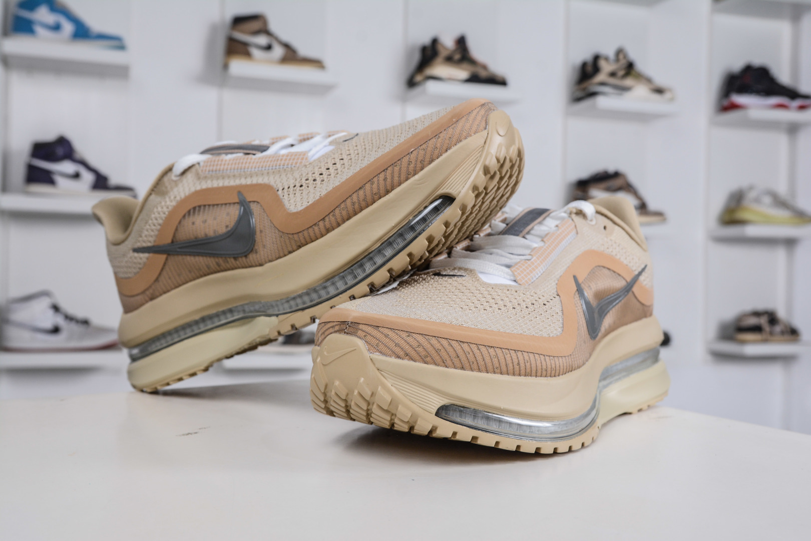 240 Nike Air Zoom Pegasus Premium 耐克网面全掌气垫缓震跑鞋 IH4369-200