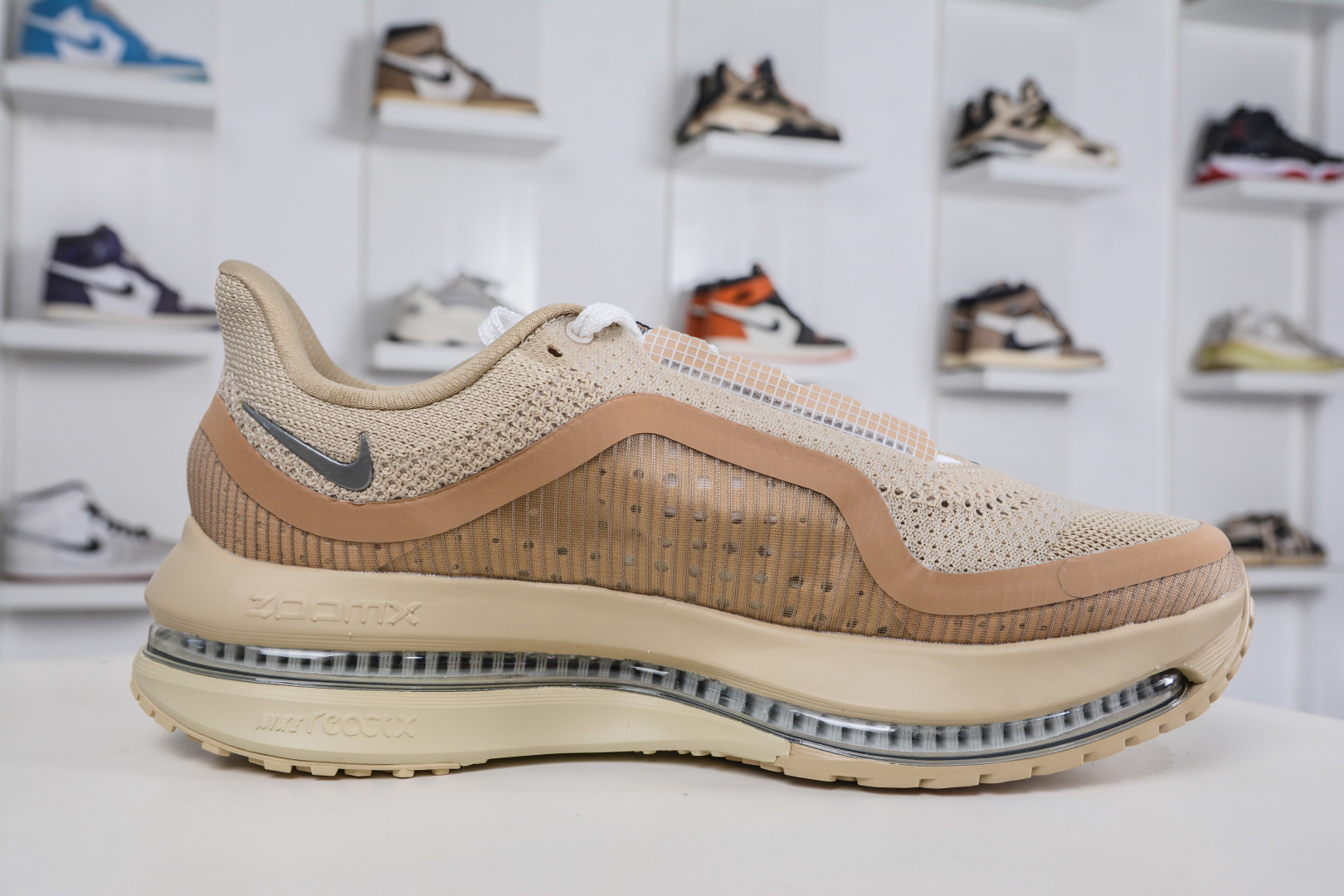 240 Nike Air Zoom Pegasus Premium 耐克网面全掌气垫缓震跑鞋 IH4369-200