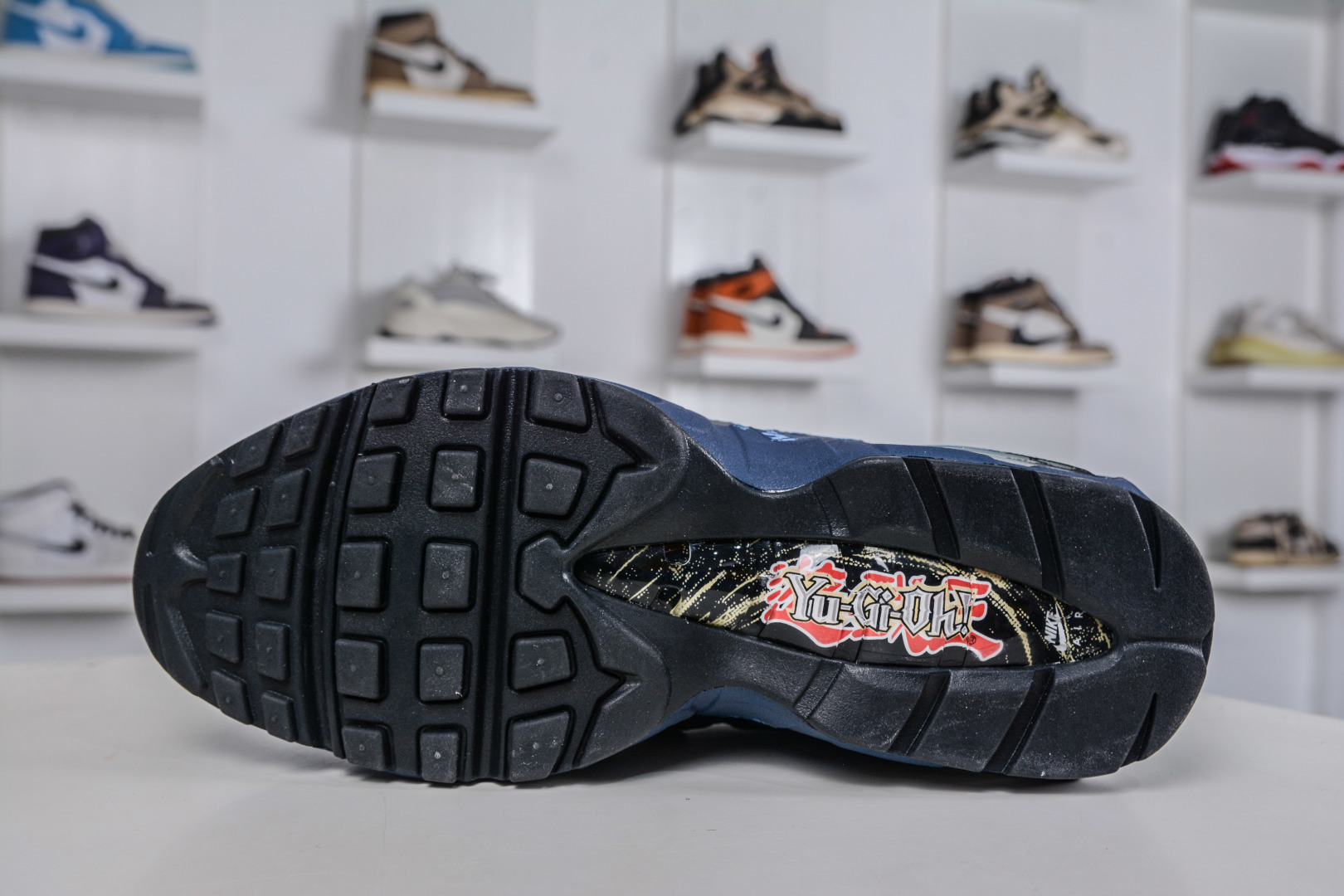 380 Yu-Gi-Oh x NK Air Muscle 95 游戏王联名联名款低帮休闲运动鞋 II7404-400