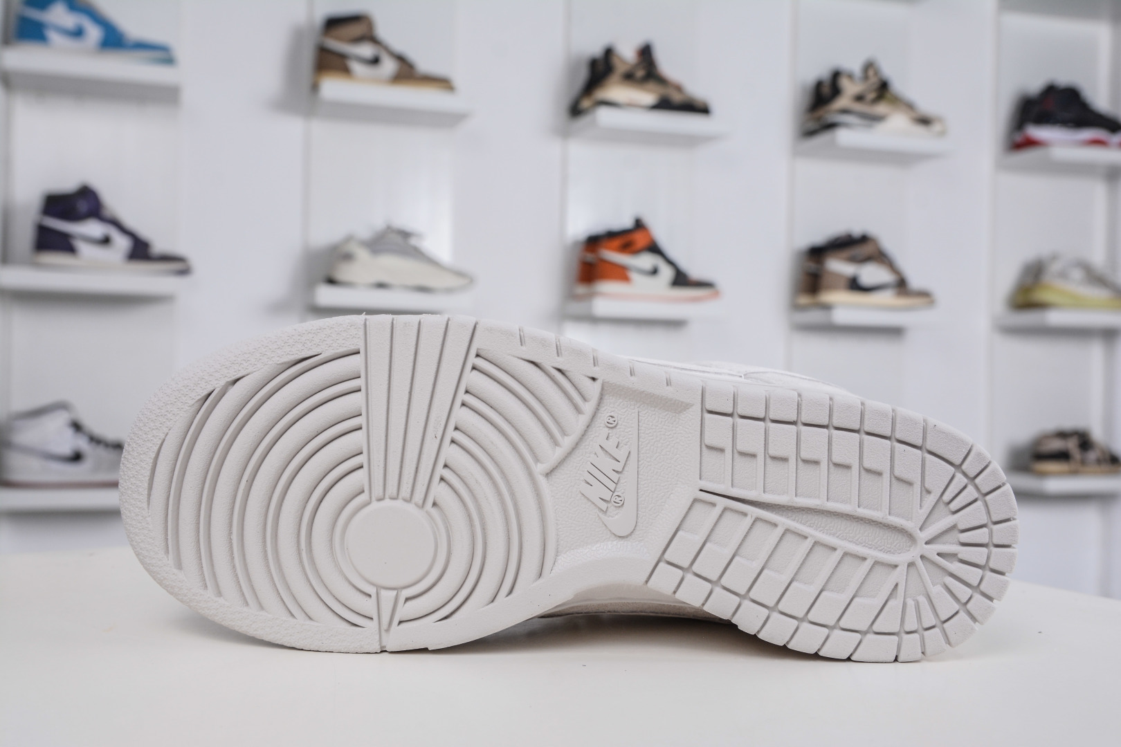 Nike SB Dunk Low x Superme SUP联名-猪八浅灰 纯原大厂出品 极力推荐 原装