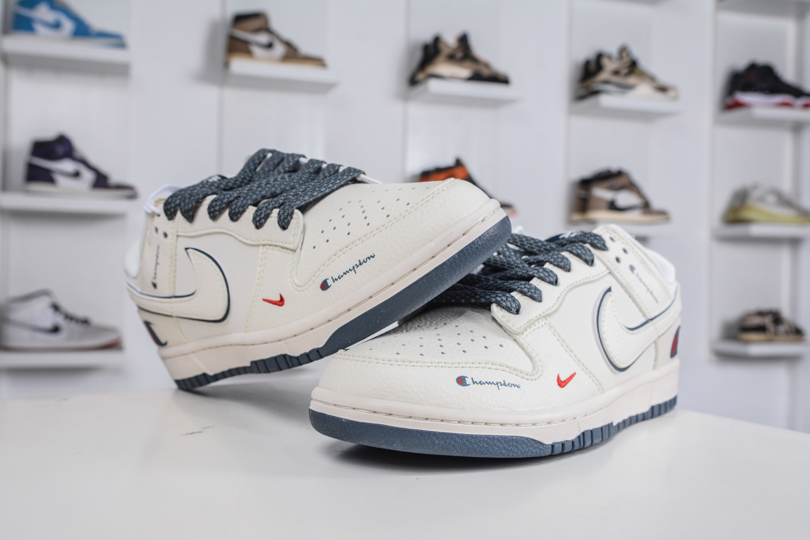 Nike SB Dunk Low x Champion 冠军联名-米白蓝 纯原大厂出品 极力推荐 原装头