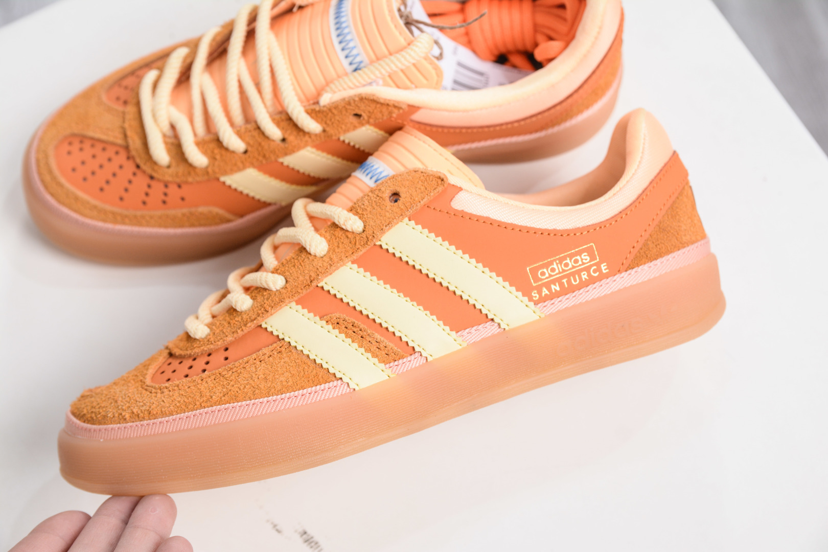 160 Bad Bunny x AD Originals Gazelle Indoor 联名款三叶草复古休闲运动板鞋 JS5050