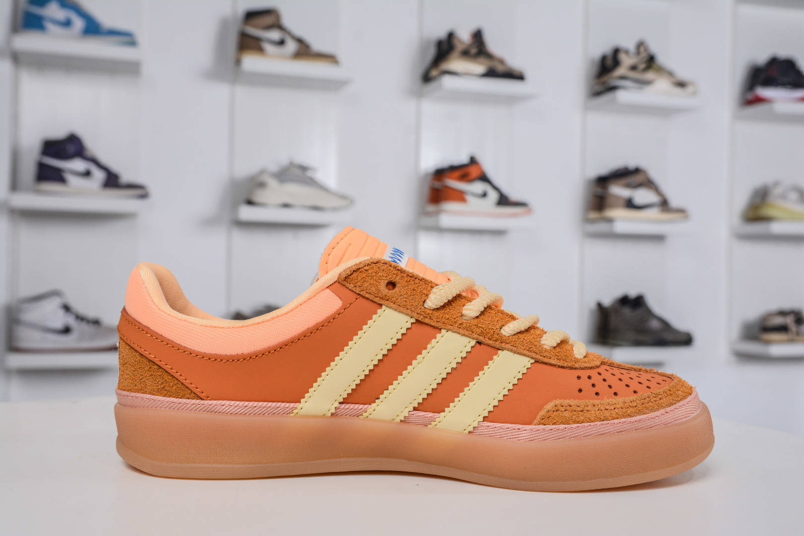 160 Bad Bunny x AD Originals Gazelle Indoor 联名款三叶草复古休闲运动板鞋 JS5050