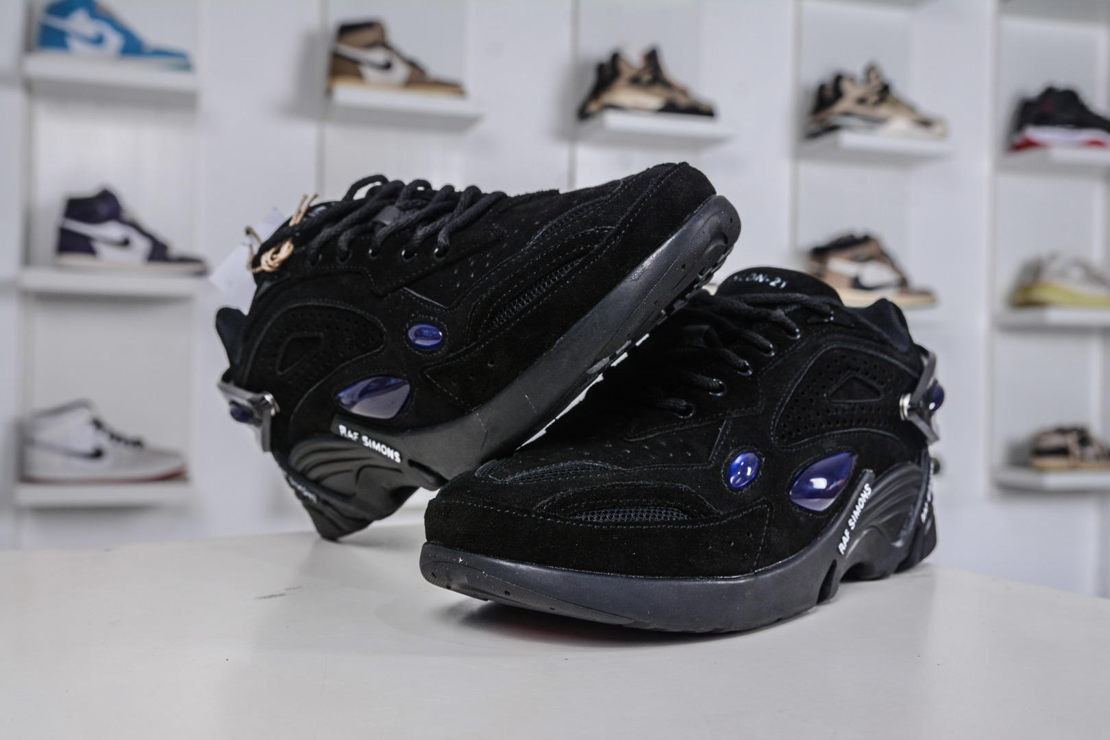 260 RAF SIMONS Cylon-21 ”水泡” 先锋潮流 复古低帮休闲鞋 圆头系带 HR740003L 0003