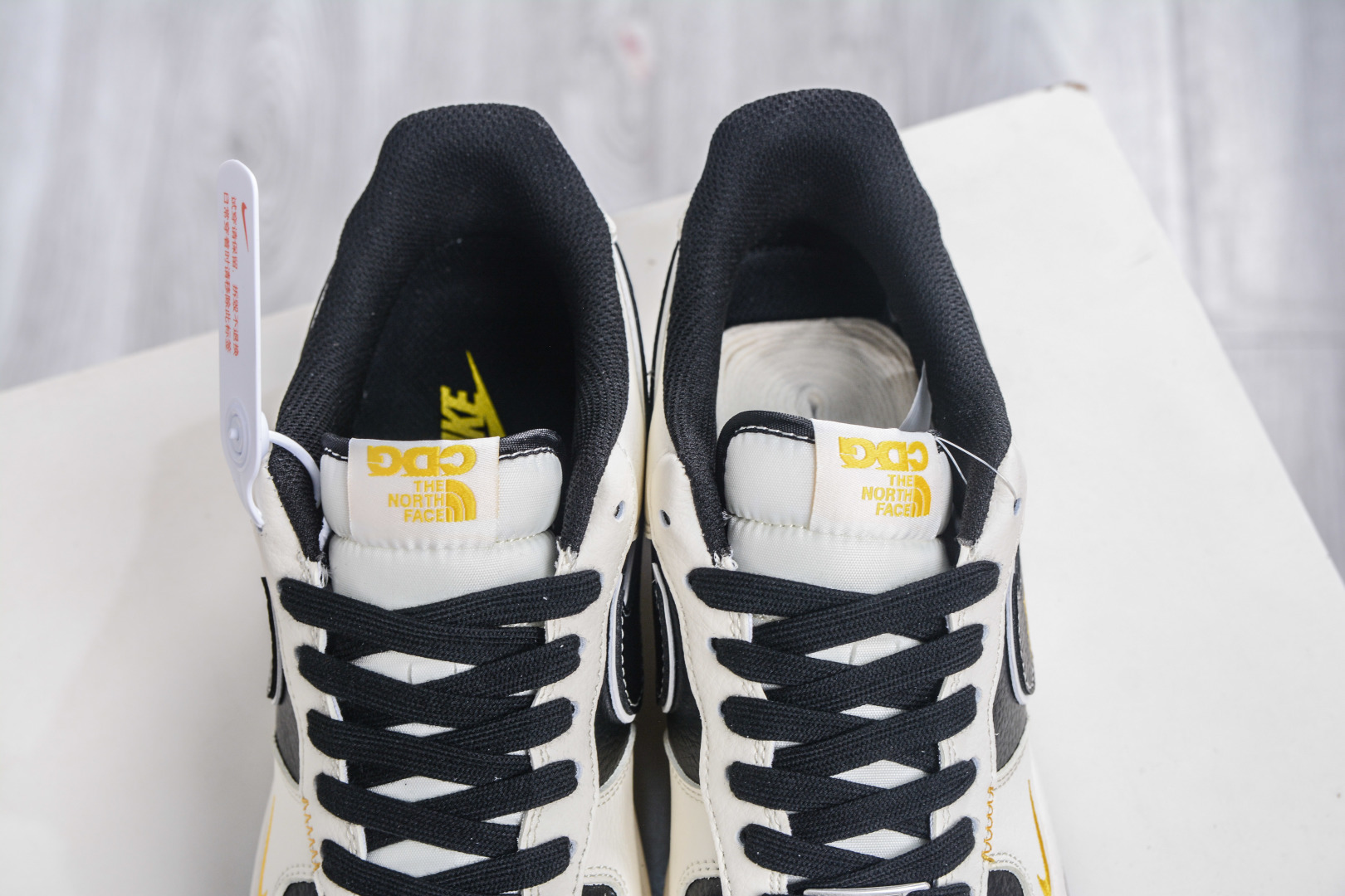 260 The North Face x NIke Air Force 1 北面联名-米黑金标 JP8028-064