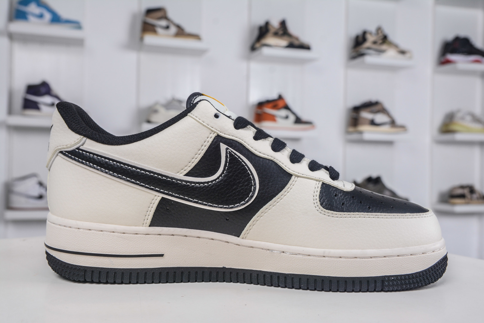 260 The North Face x NIke Air Force 1 北面联名-米黑金标 JP8028-064