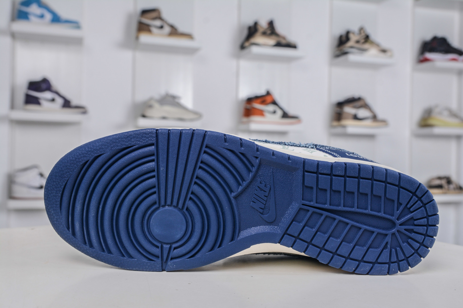 270 Nike SB Dunk Low x Louis VuittAJ1 Low LV联名-白蓝做旧牛仔勾 XS6089-631