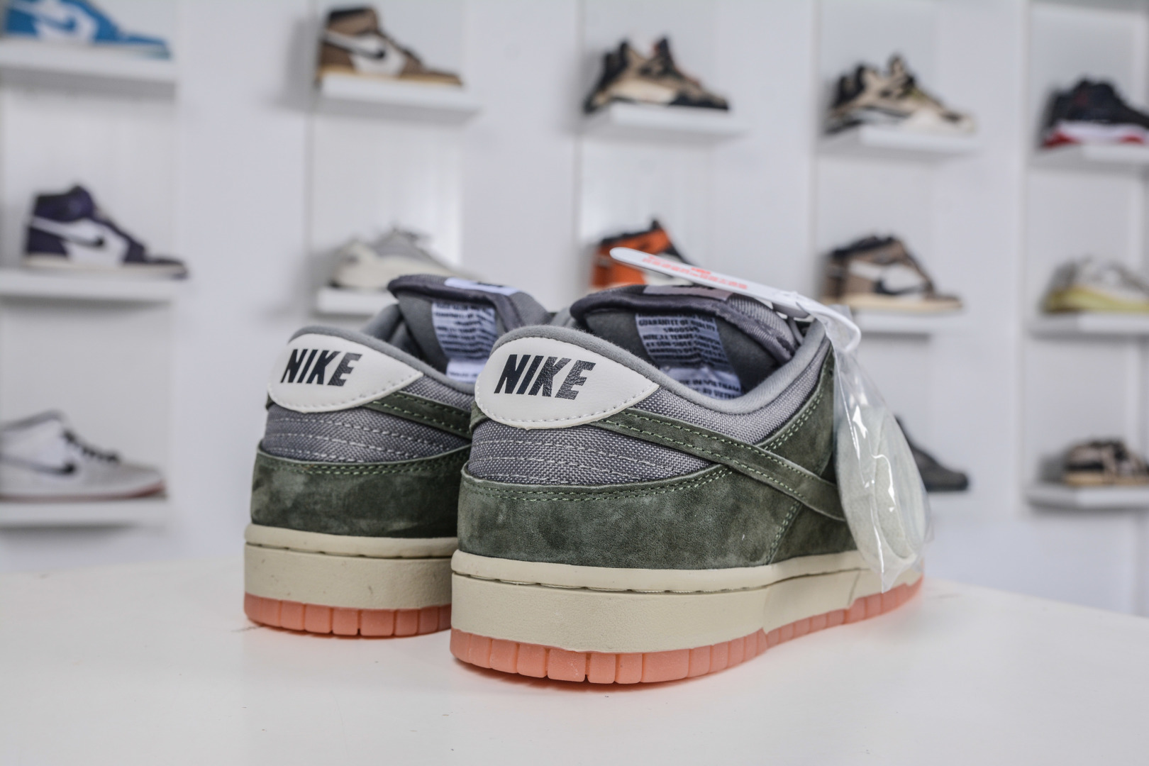 200 Nike Dunk SB Low 橄榄绿 HJ0367-301