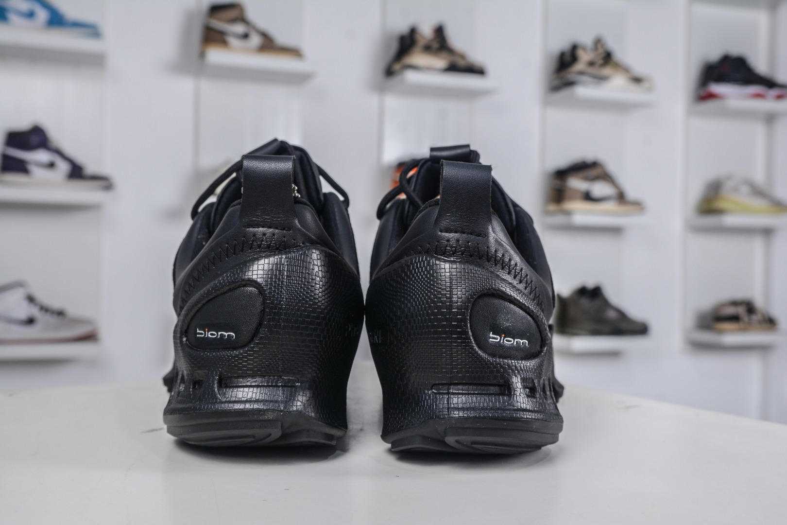 300 Ecco/爱步 BIOM健步探索系列 系带舒适减震防滑慢跑健步鞋 802834-01001