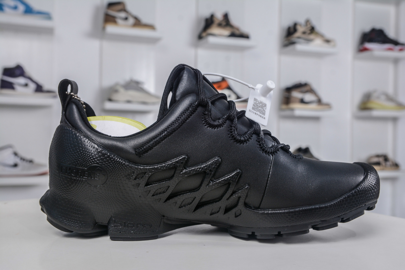 300 Ecco/爱步 BIOM健步探索系列 系带舒适减震防滑慢跑健步鞋 802834-01001