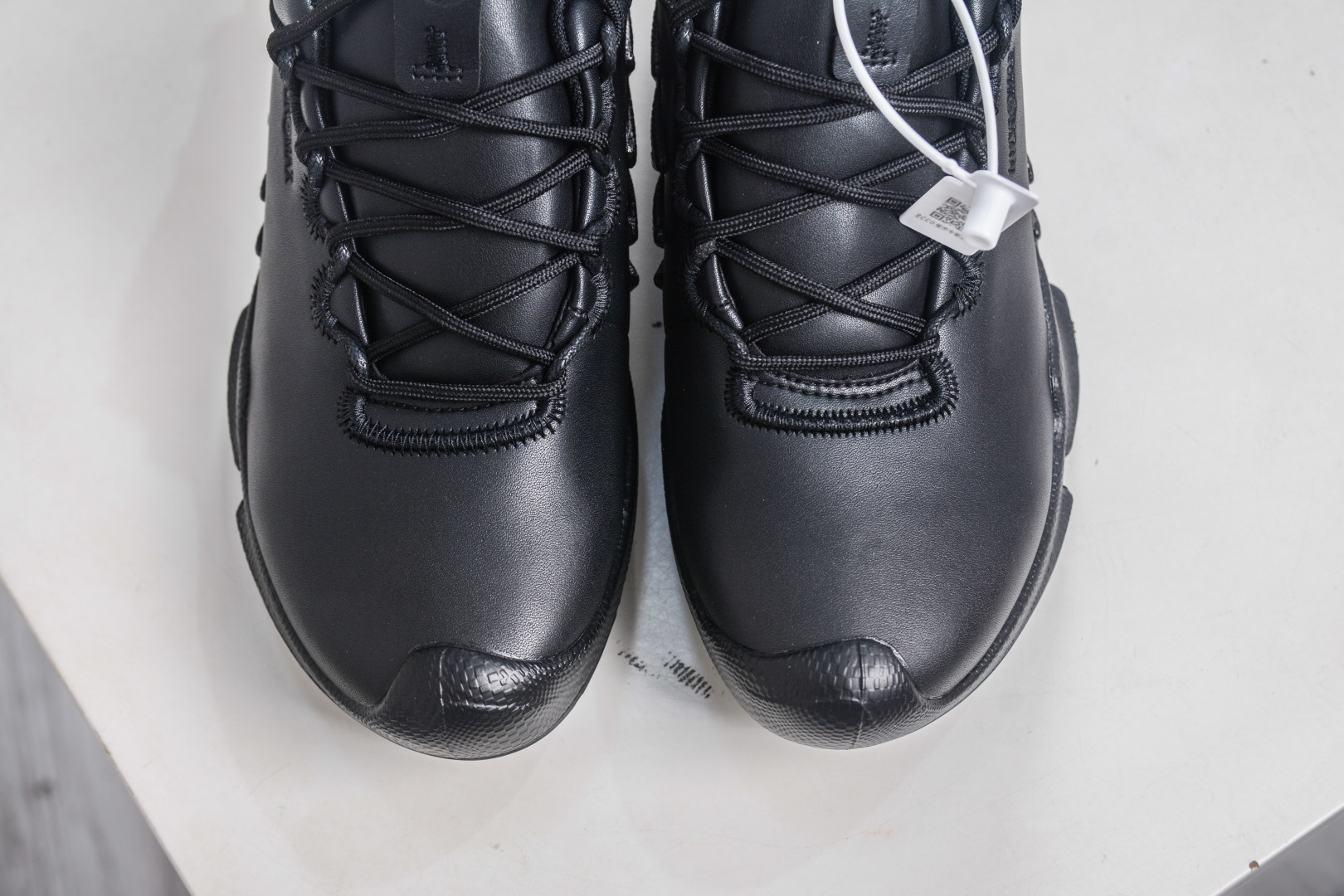 300 Ecco/爱步 BIOM健步探索系列 系带舒适减震防滑慢跑健步鞋 802834-01001