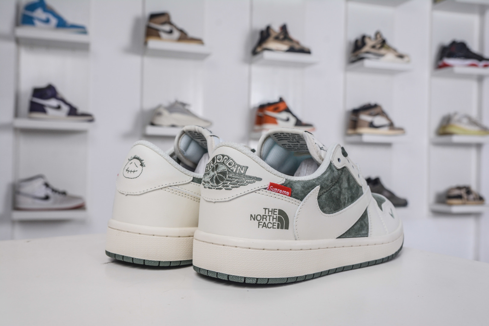 270 The North Face x Supreme x Travis Scott x Air Jordan 1 Low乔丹1代低帮倒钩北面Sup联名-米白绿 DM7866-122