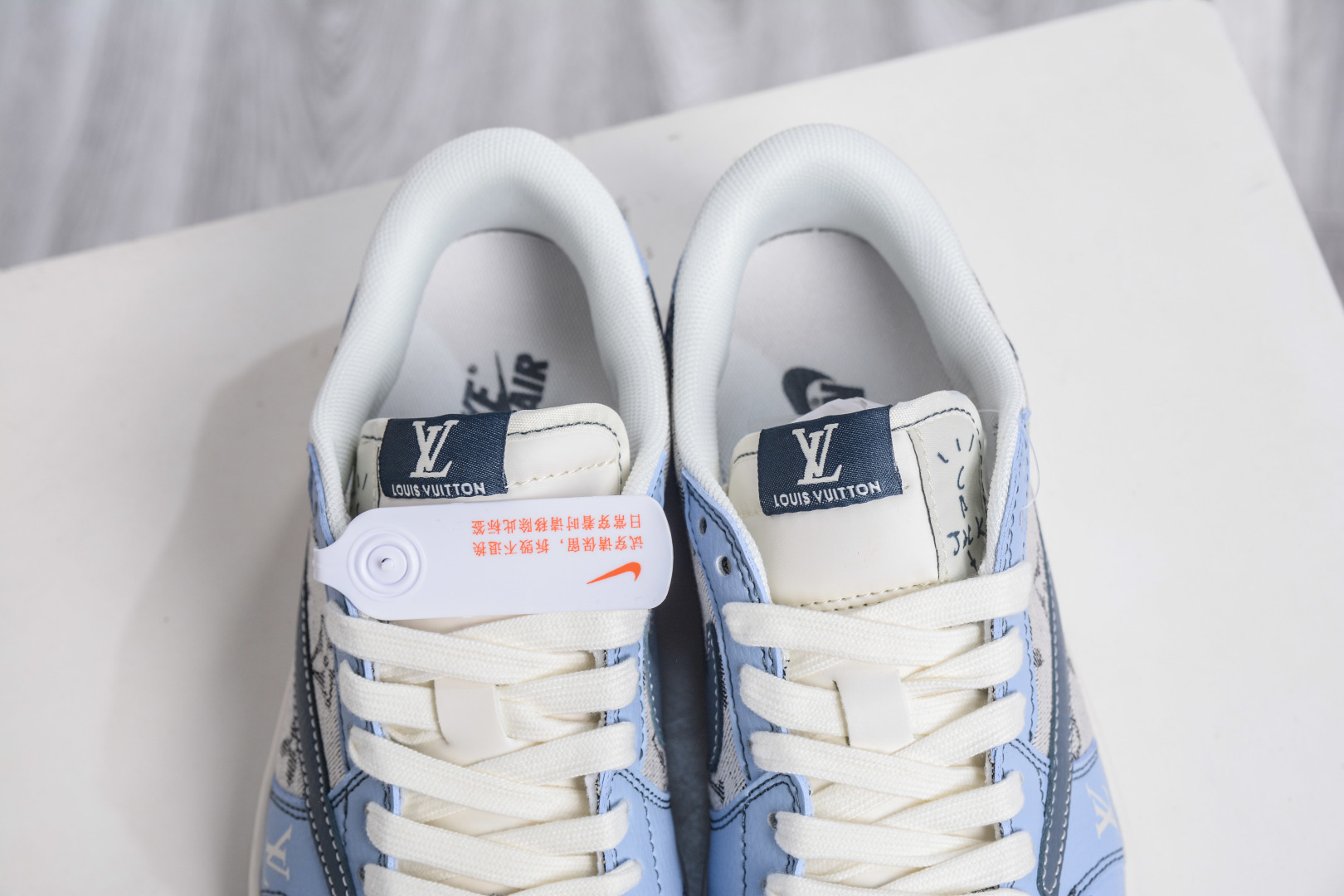 270 TS x Air Jordan x Louis VuittAJ1 Low 倒钩低帮LV联名-天蓝灰布印花 XS7089-606