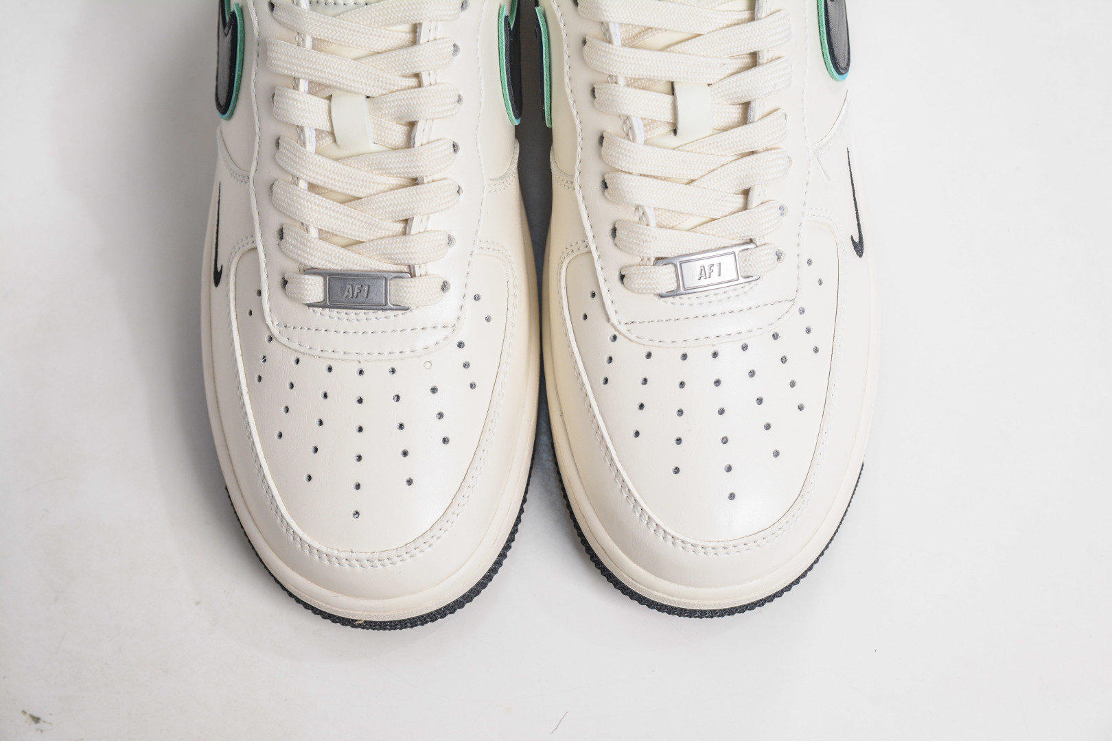 260 Nike Air Force 1 Low 07 米黑绿 NH0601-583