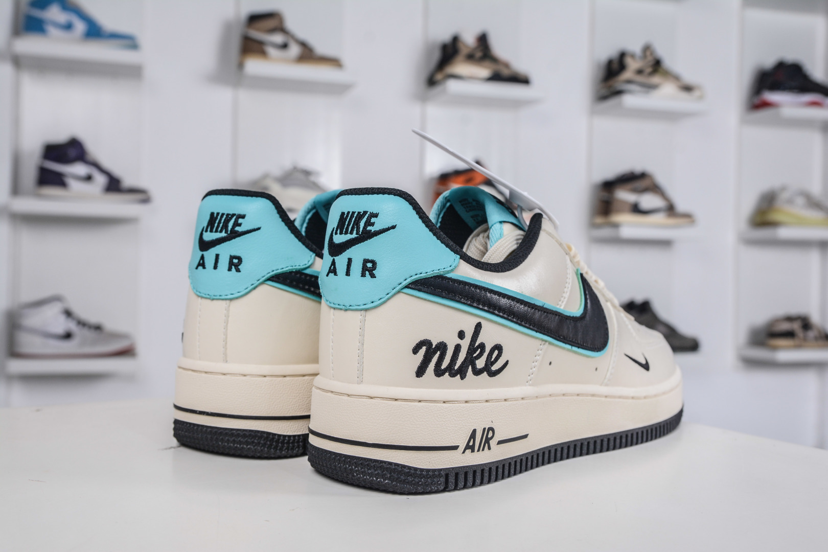 260 Nike Air Force 1 Low 07 米黑绿 NH0601-583