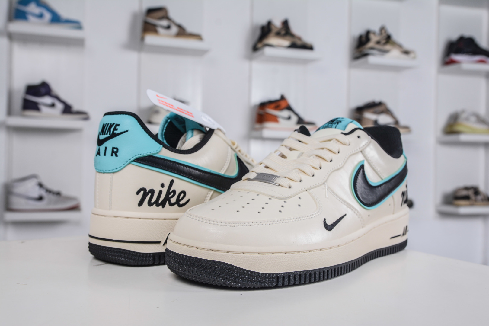 260 Nike Air Force 1 Low 07 米黑绿 NH0601-583