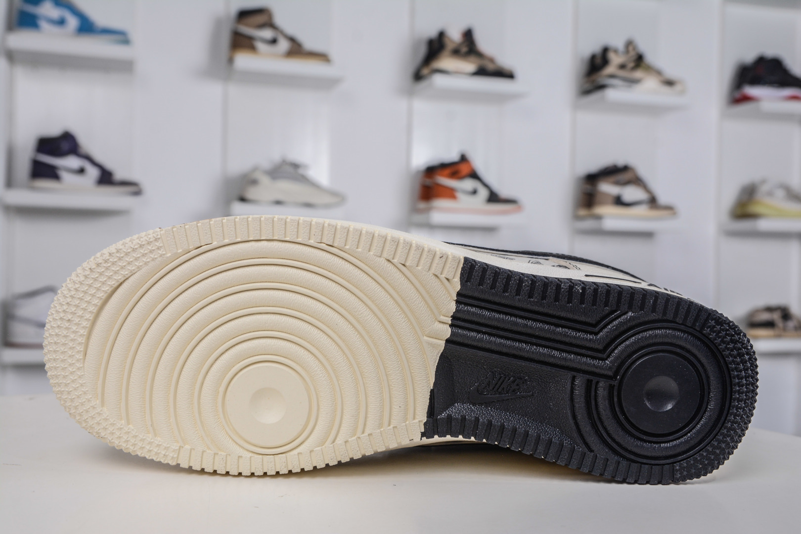 260 Nike Air Force 1 Low 07x JuDoit JDI联名-米黑涂鸦 DF0188-109