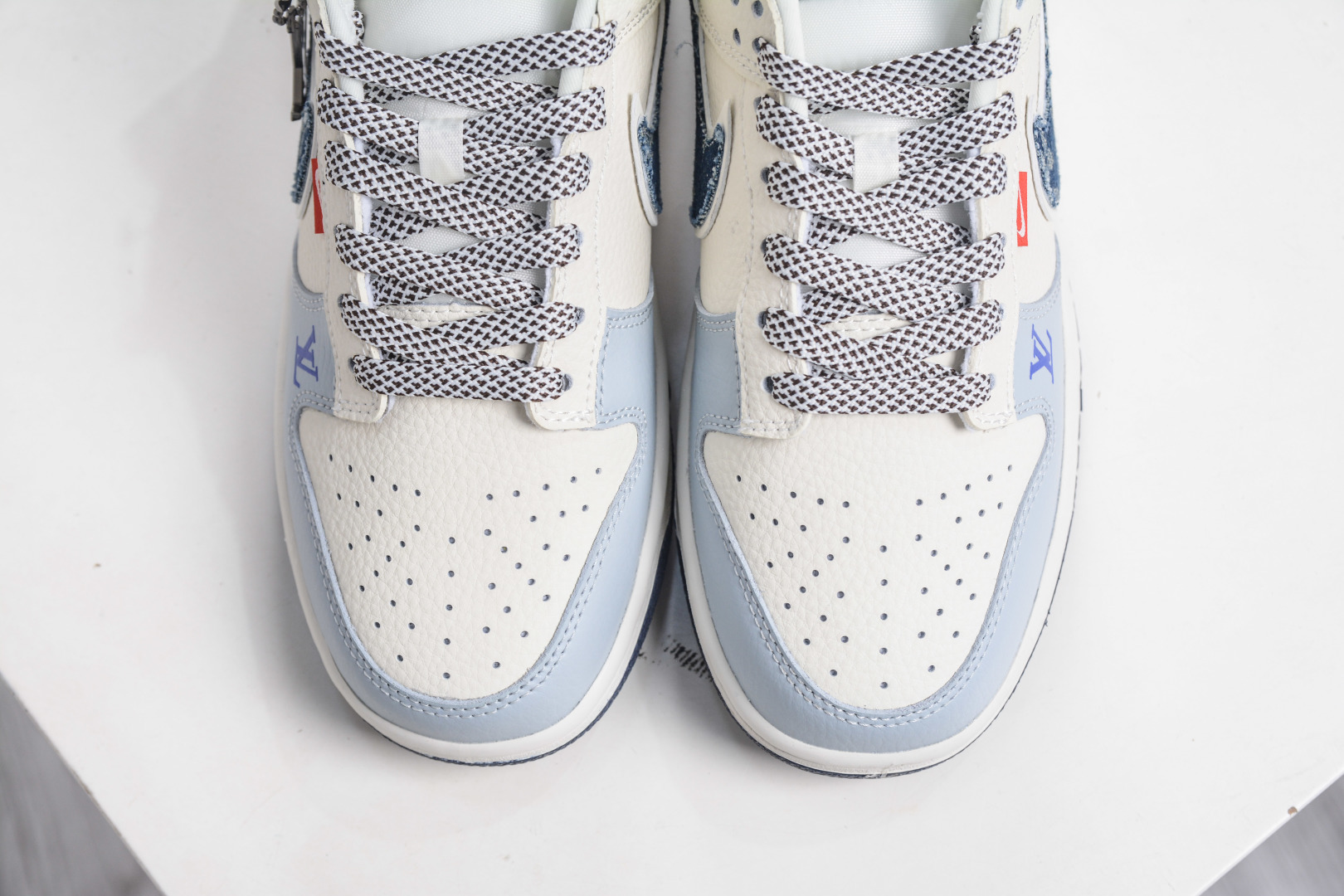 270 Nike SB Dunk Low x Louis VuittLV联名-米灰蓝牛仔 DN3168-001