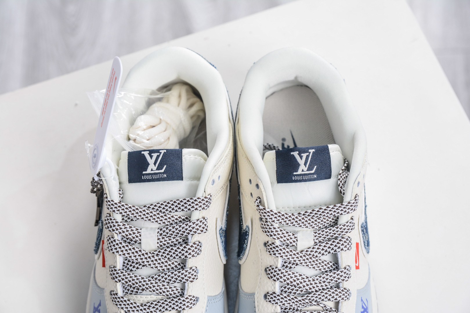 270 Nike SB Dunk Low x Louis VuittLV联名-米灰蓝牛仔 DN3168-001