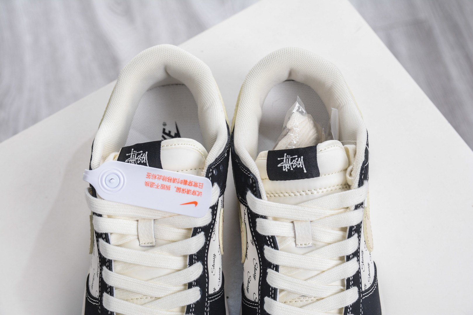270 Nike SB Dunk Low X Stussy 斯图西联名-白黑米鳞勾 XS6089-634