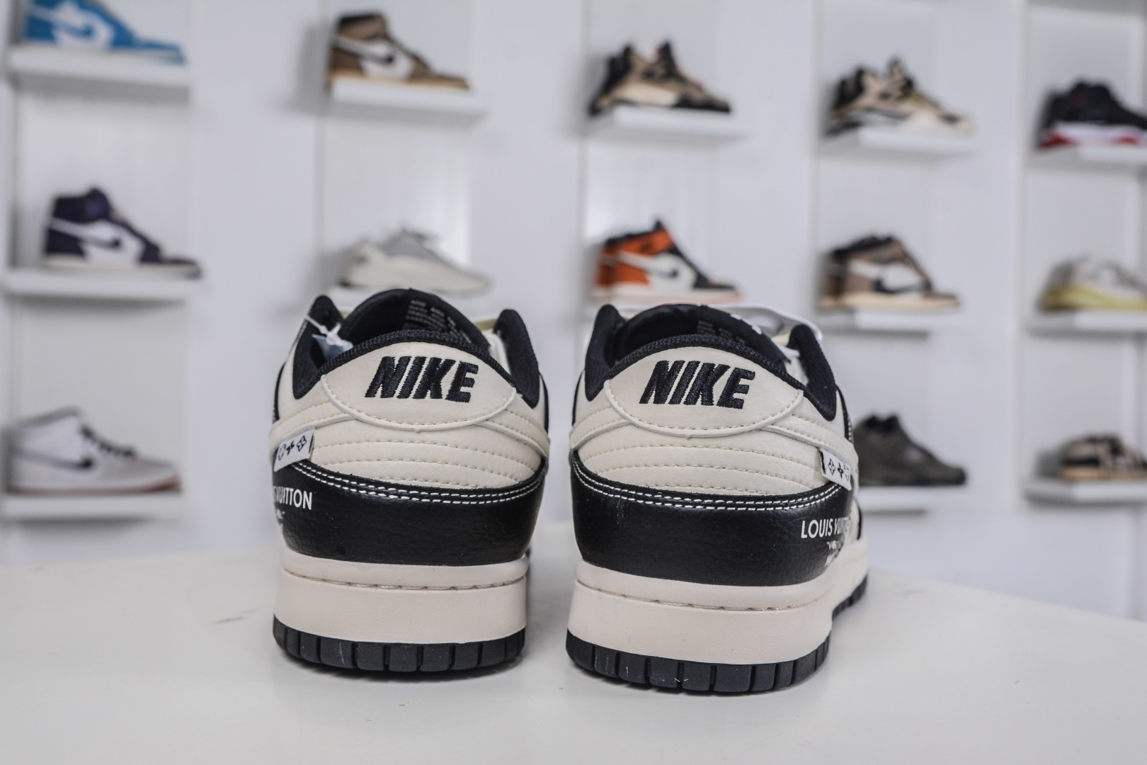 270 Nike SB Dunk Low x Louis VuittLV联名-白黑 XD1588-236