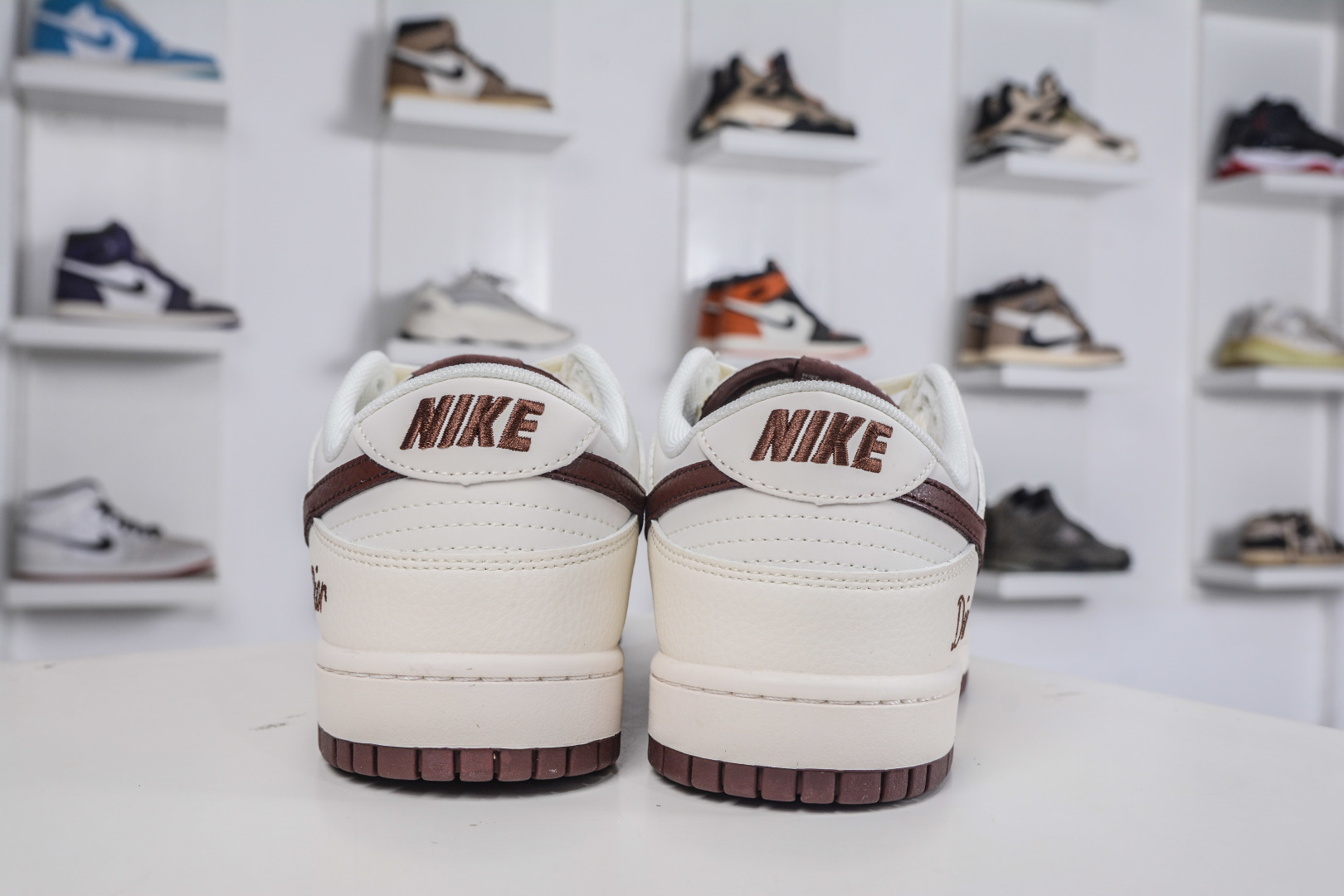 270 Nike SB Dunk Low x DIOR 迪奥联名-白棕小勾 QW5836-033