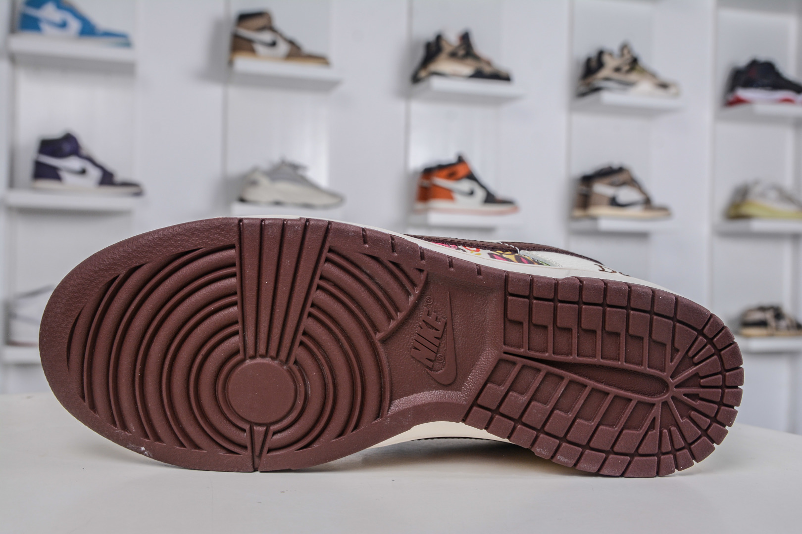 270 Nike SB Dunk Low x DIOR 迪奥联名-白棕小勾 QW5836-033