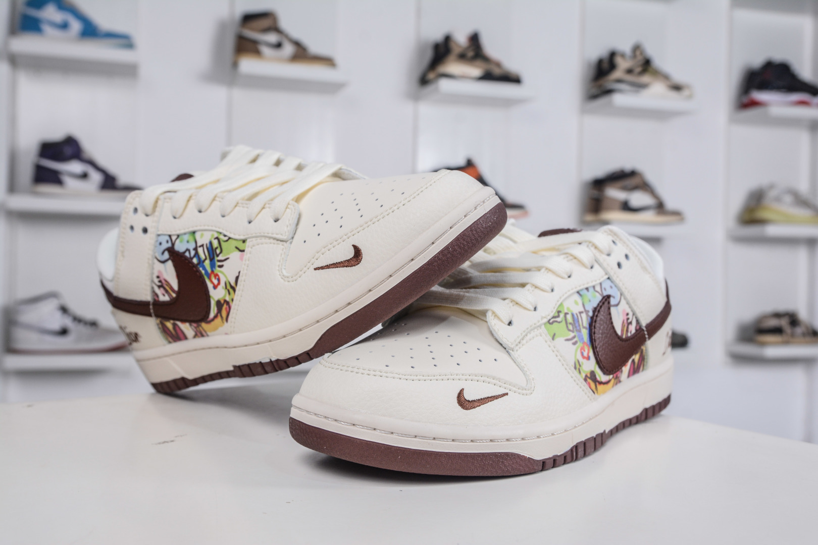 270 Nike SB Dunk Low x DIOR 迪奥联名-白棕小勾 QW5836-033