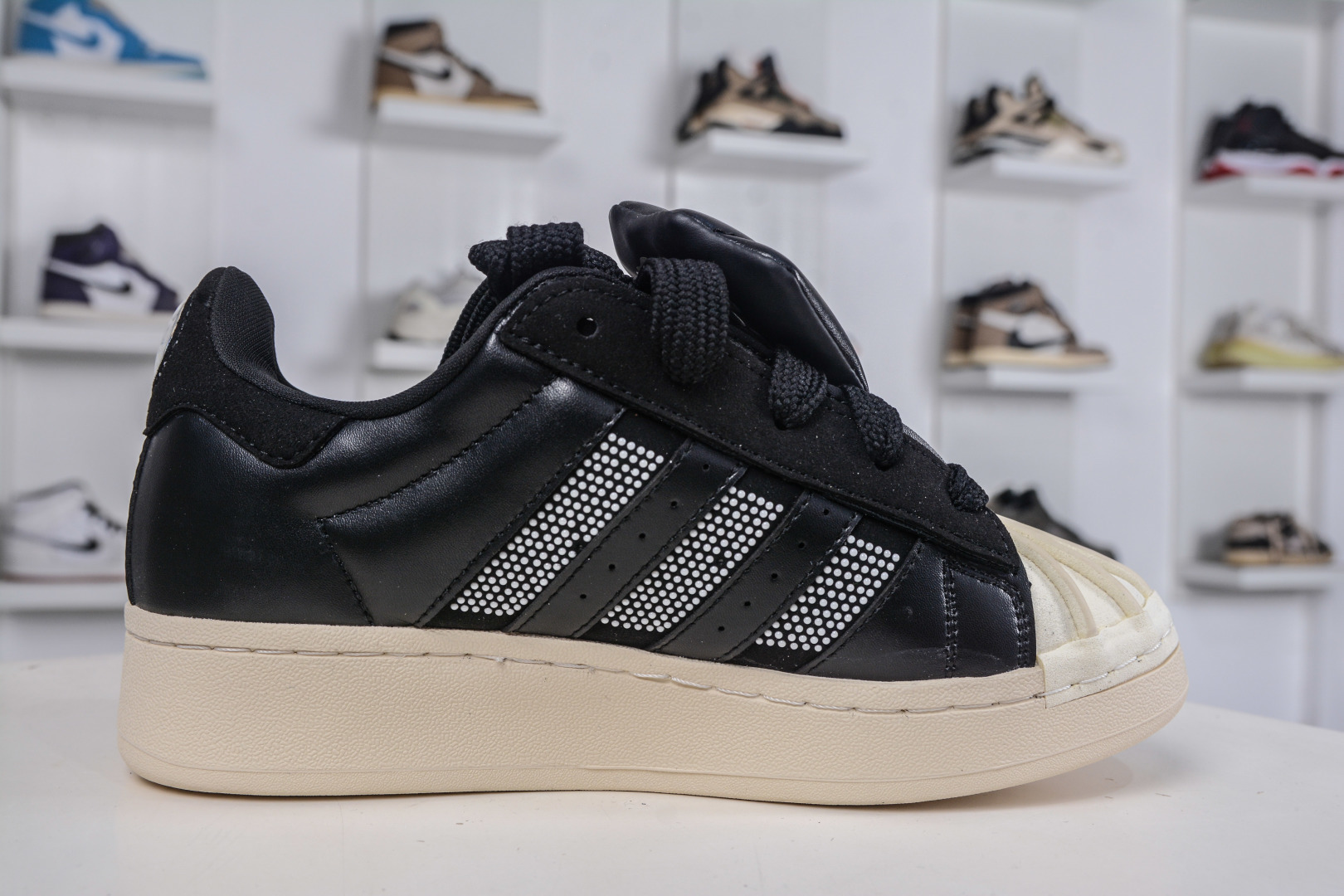 200 AD Originals x GALI SUPERSTAR PUFFY SHELL 联名黑色贝壳头时尚舒适低帮板鞋 KJ6976