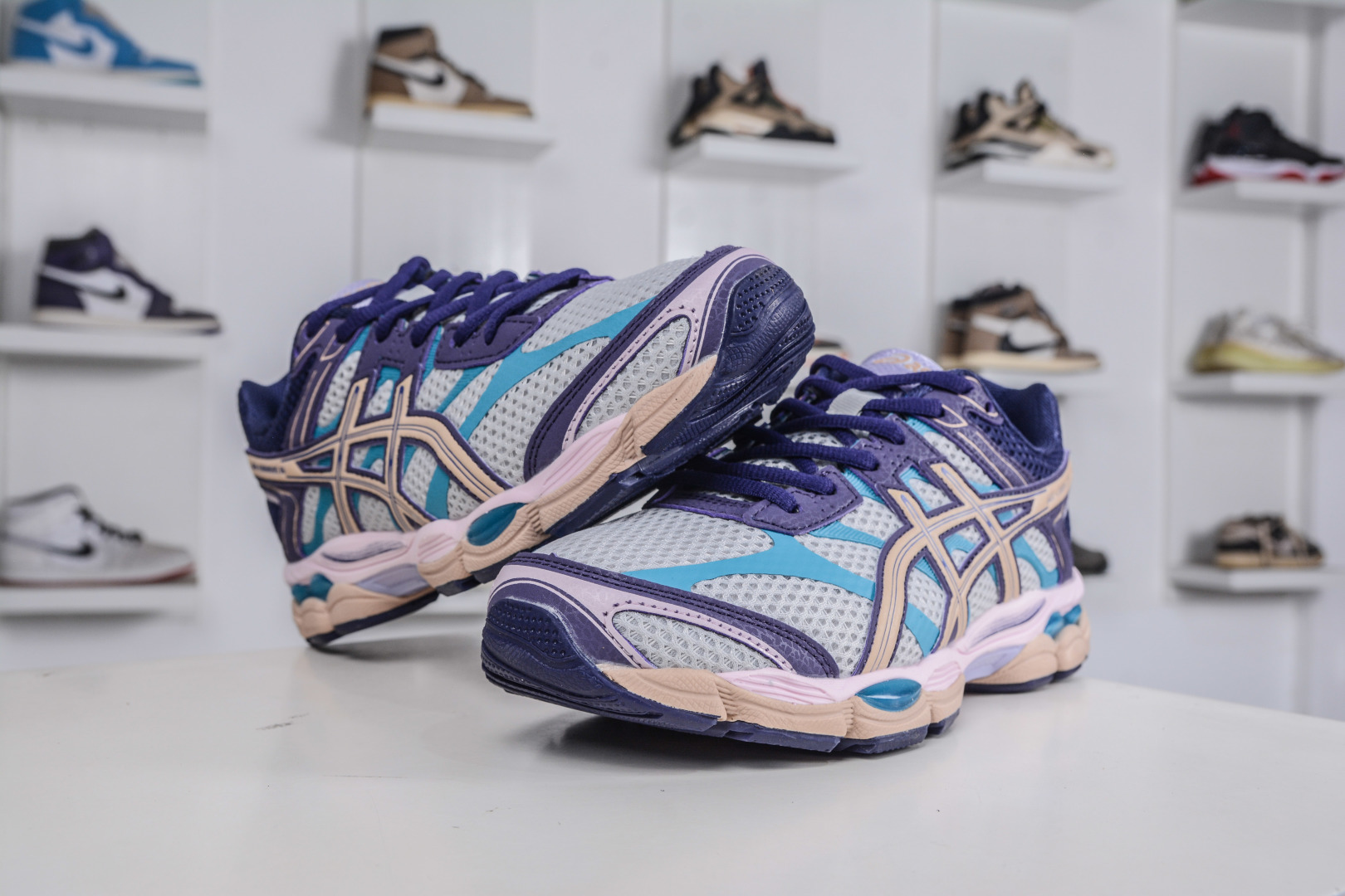 200 Asics Gel-Cumulus 16 亚瑟士复古时尚缓震运动跑步鞋 1203A763-020