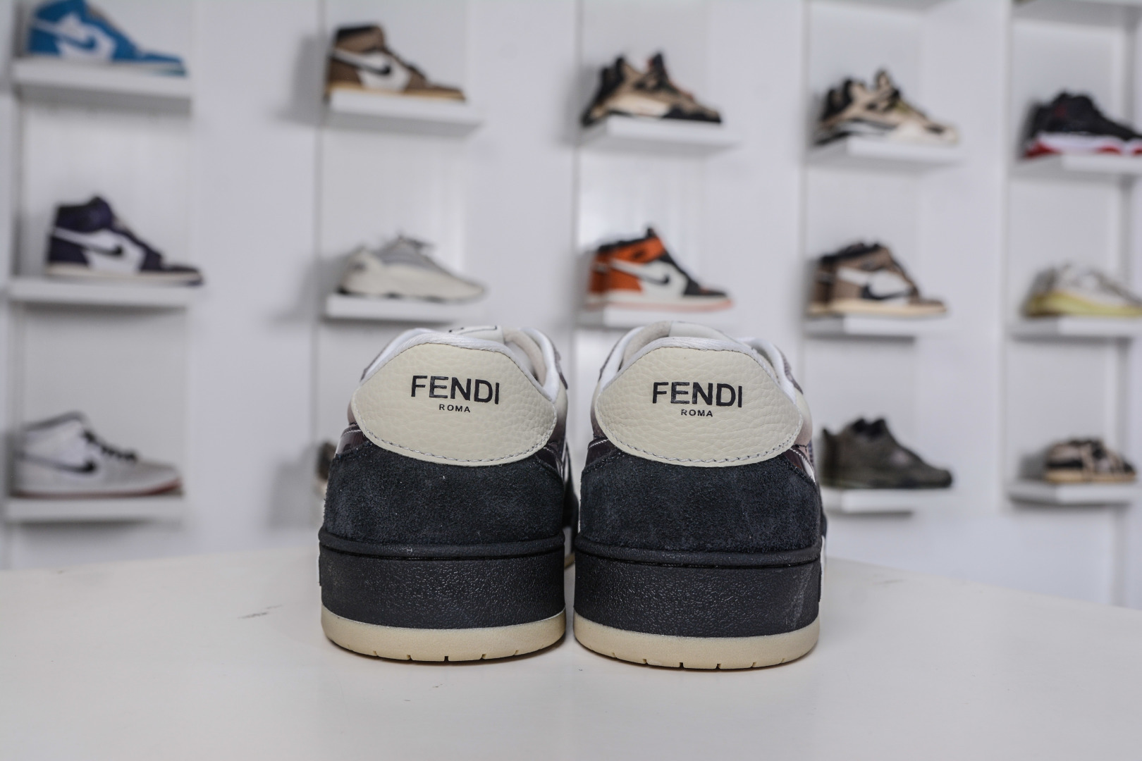 350 广东原装高端品质 FENDI芬迪 Match 圆头厚底 低帮板鞋 Fendi芬迪情侣款休闲鞋