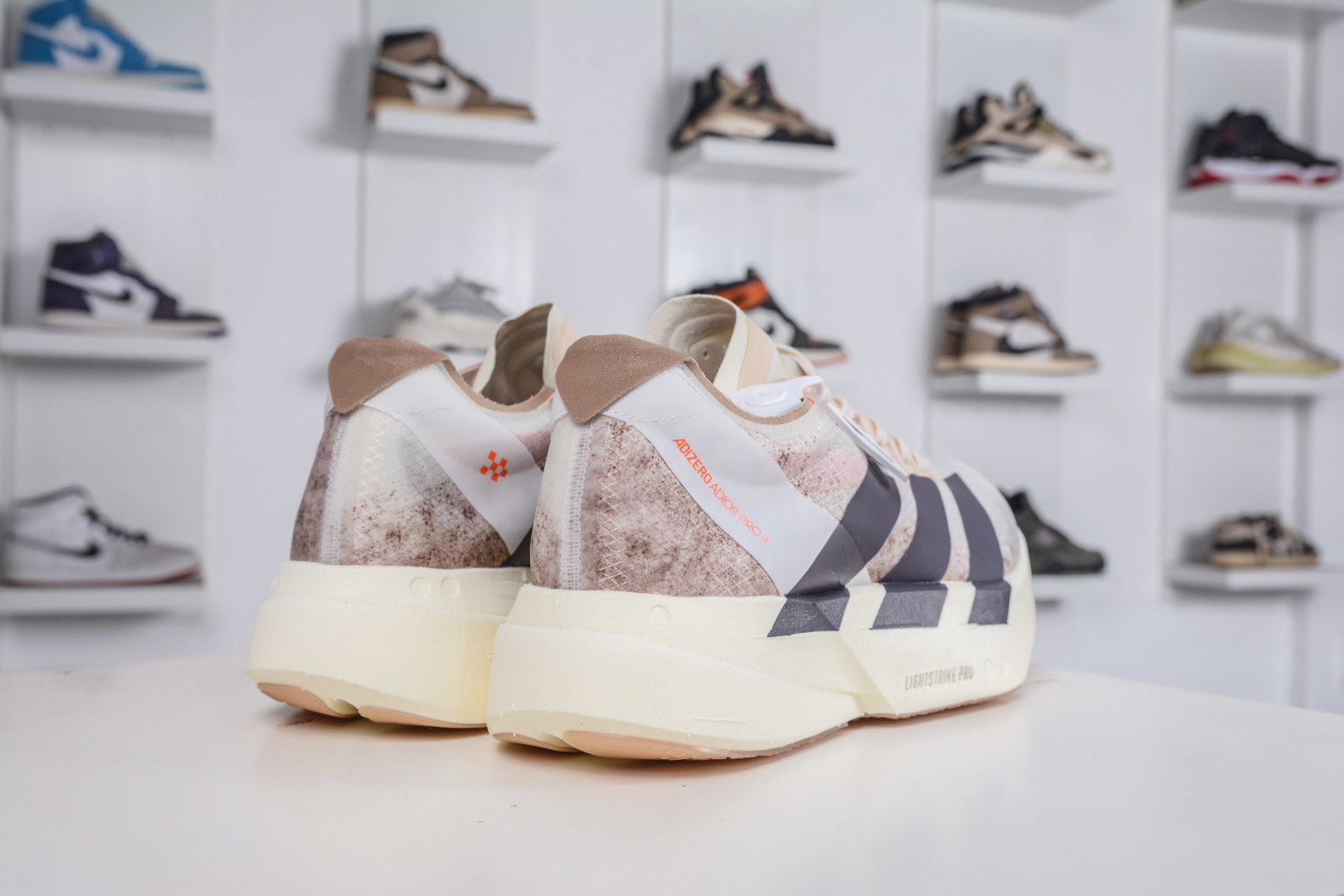 260 adidAdizero Adios Pro 4 阿迪达斯马拉松跑步鞋 JR6367