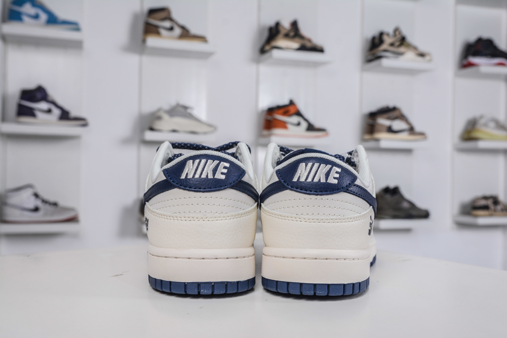 270 Nike SB Dunk Low X Stussy 斯图西联名-米白深蓝 QW5836-030