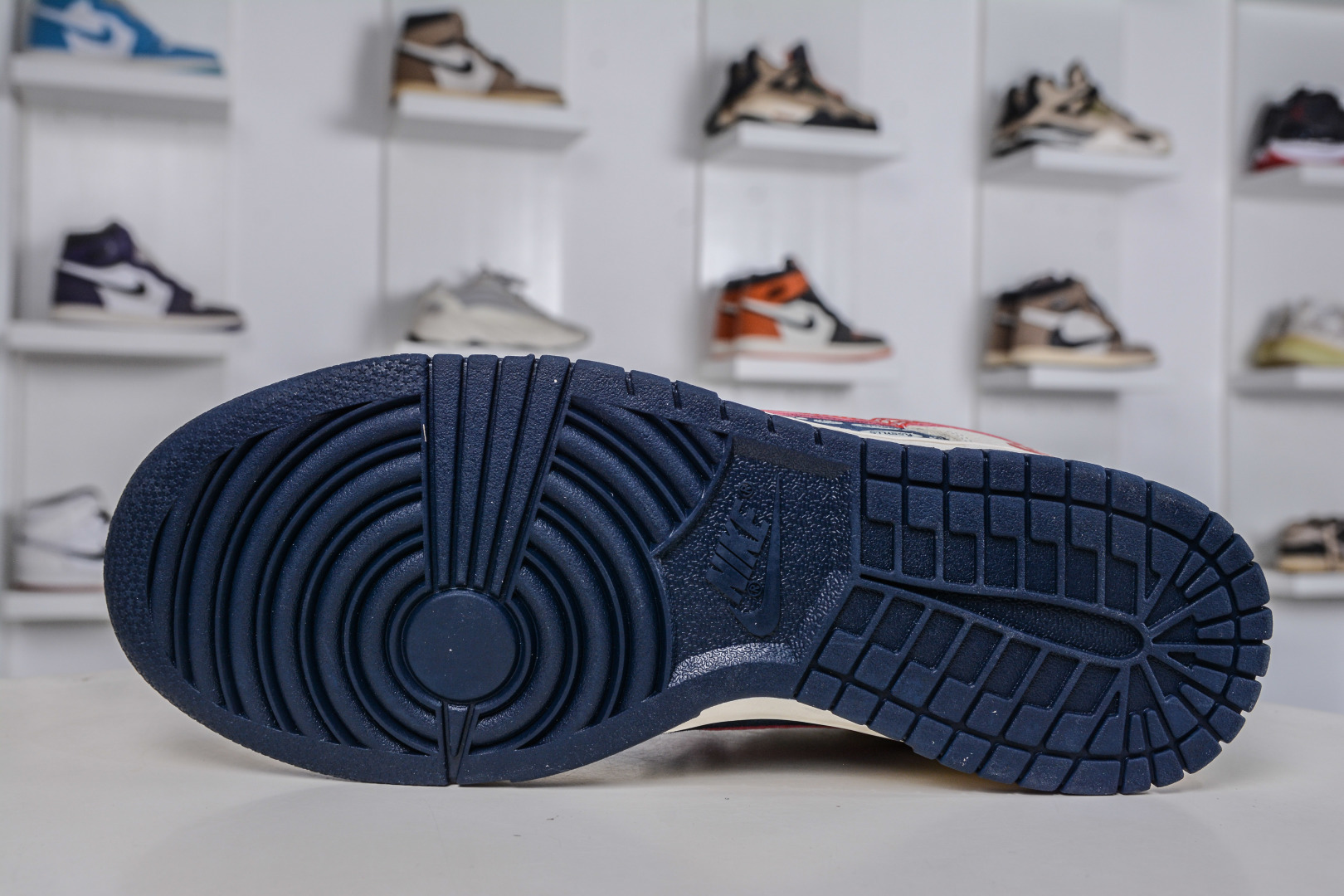 270 Nike SB Dunk Low X Stussy 斯图西联名-米白蓝红勾 DD1988-008