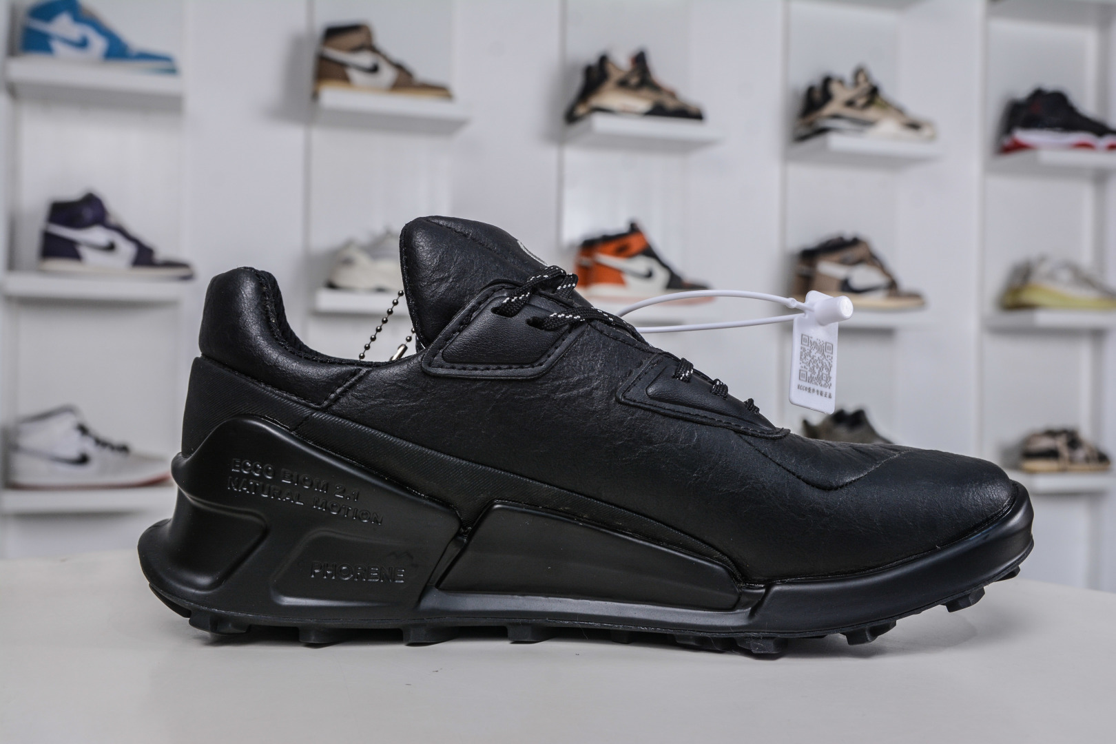 300 ECCO爱步男款跑步鞋 防滑缓震透气运动鞋健步BIOM2.1越野系列