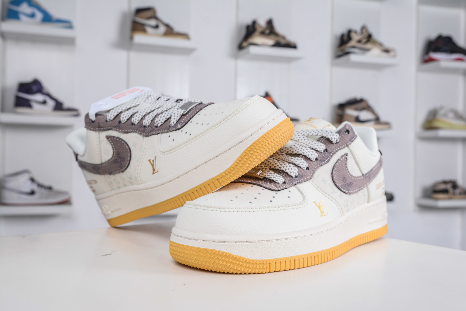 260 Nike Air Force 1 Low 07 x Louis VuittLV联名-米棕黄 QW5606-262