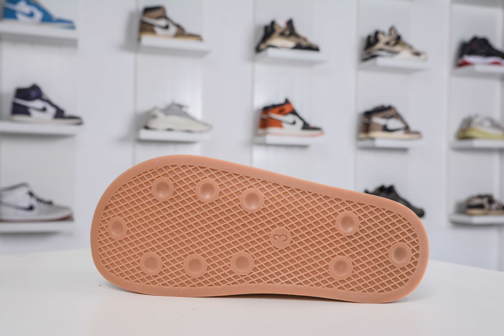 180 adidoriginals Adimule 棕色 勃肯系 防磨防滑包头拖鞋 JP8730