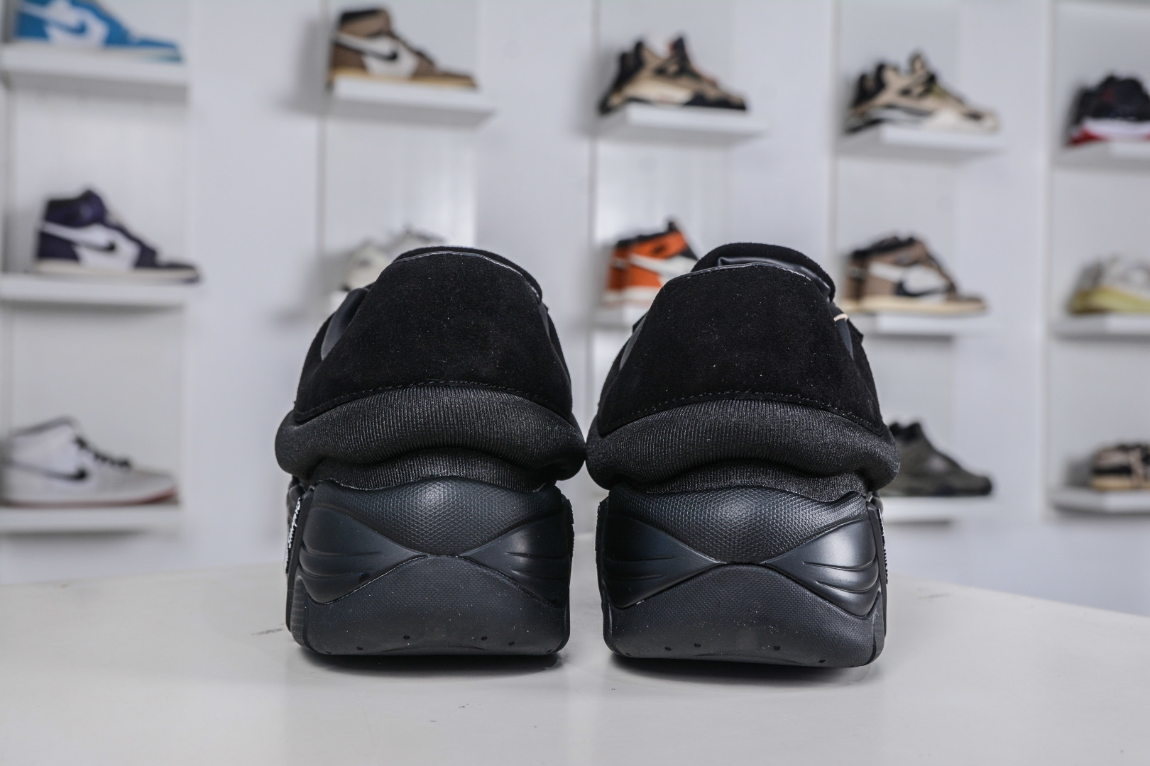 260 RAF SIMONS CYLON-21 潮流运动 圆头系带 低帮休闲鞋采用光滑皮革 HR740001L-3024