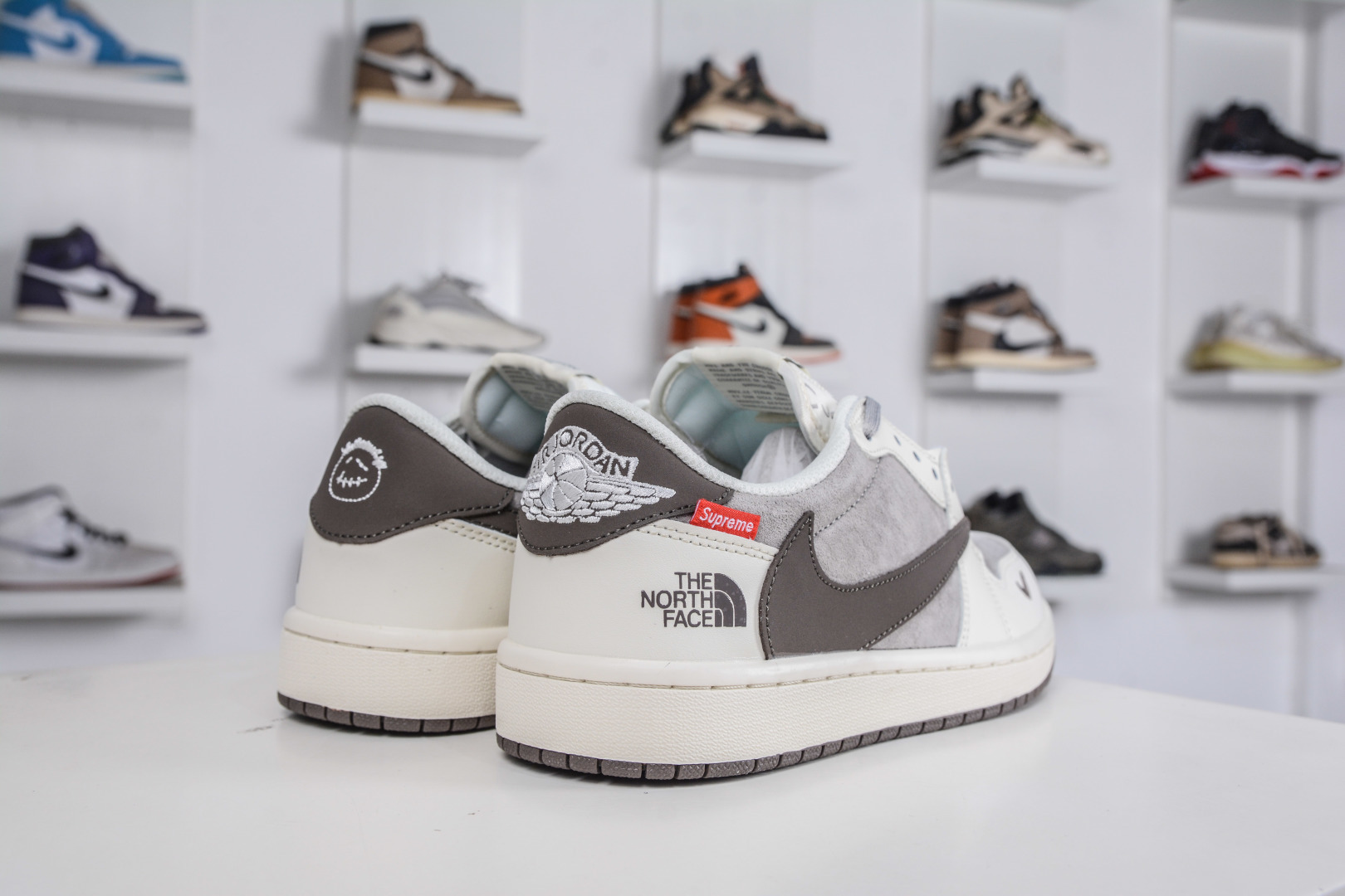 270 The North Face x Supreme x Travis Scott x Air Jordan 1 Low乔丹1代低帮倒钩北面Sup联名-米灰棕 DM7866-127