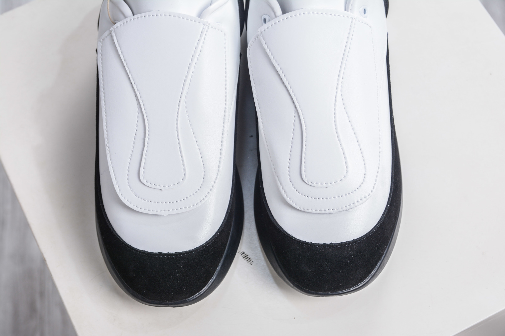 260 RAF SIMONS CYLON-21 潮流运动 圆头系带 低帮休闲鞋采用光滑皮革 HR740001S-0062