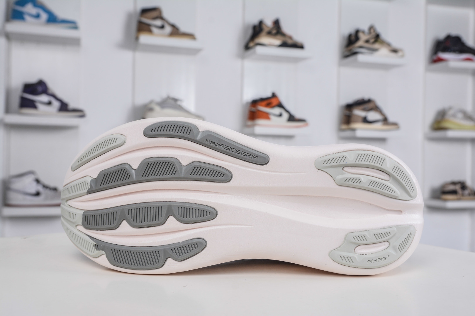 190 Asics GEL-Nimbus 28 亚瑟士缓震跑鞋 1011C491-020