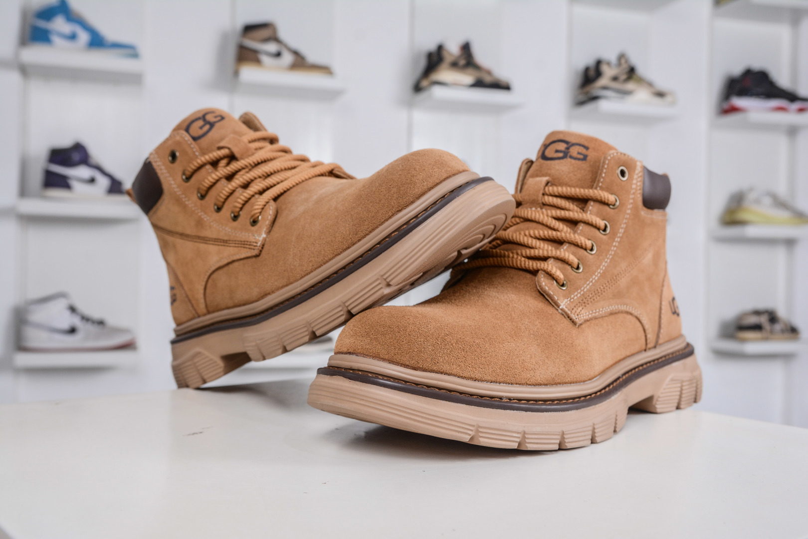 280 UGG Tasman Weather Hybrid 塔斯曼混合系列中帮轻量休闲马丁靴