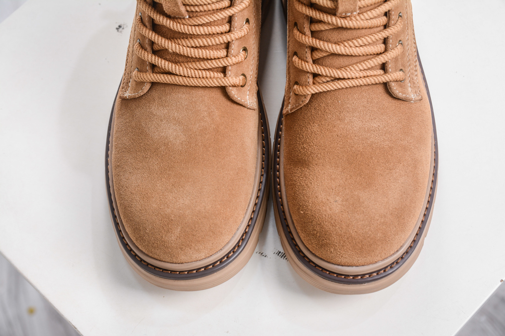 280 UGG Tasman Weather Hybrid 塔斯曼混合系列中帮轻量休闲马丁靴